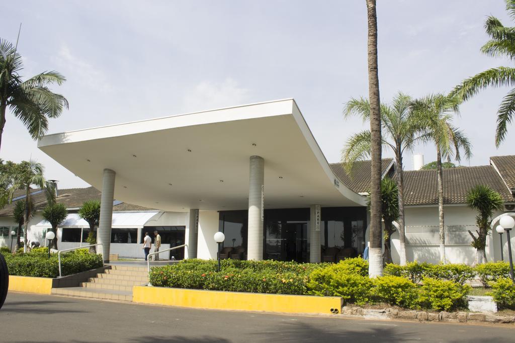 Rio Claro Plaza Hotel Bagian luar foto